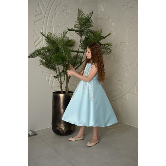 صورة فستان سهرة بناتي فاخر بتطريز فضي | متوفر بثلاثة ألوان - M3580